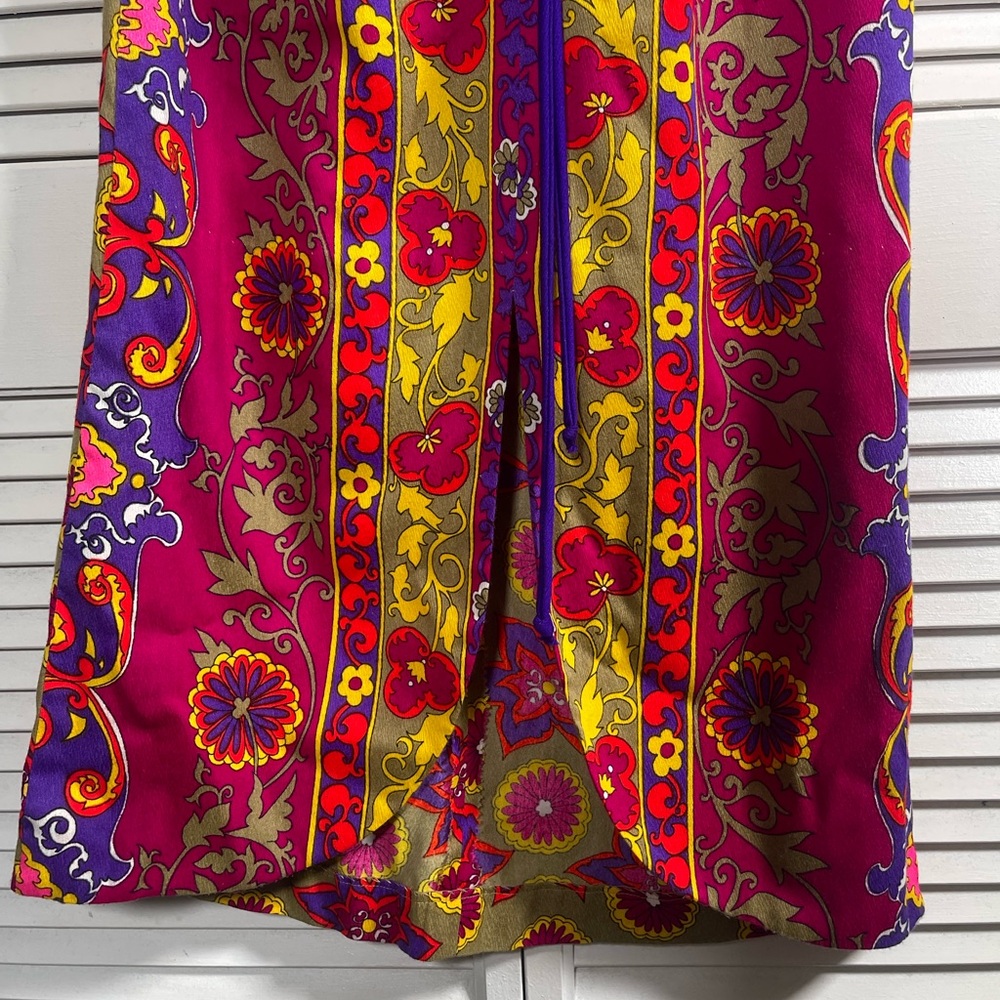 Vintage Lauhala Hawaiian Maxi Dress β Psychedelic Floral Print - Picture 5 of 13